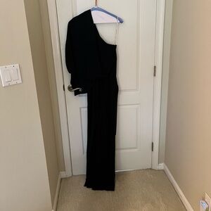 Elegant Black One-Shoulder Dress